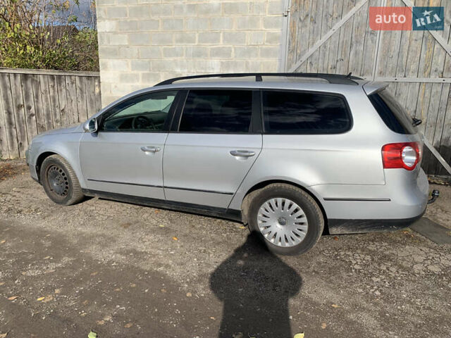 Серый Фольксваген Пассат, объемом двигателя 1.97 л и пробегом 287 тыс. км за 5500 $, фото 10 на Automoto.ua