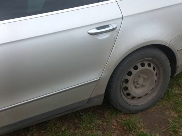 Серый Фольксваген Пассат, объемом двигателя 2 л и пробегом 360 тыс. км за 7200 $, фото 1 на Automoto.ua