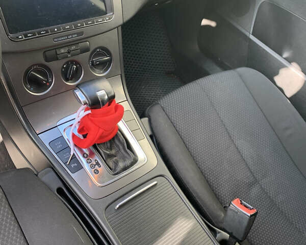 Серый Фольксваген Пассат, объемом двигателя 1.97 л и пробегом 287 тыс. км за 5500 $, фото 8 на Automoto.ua