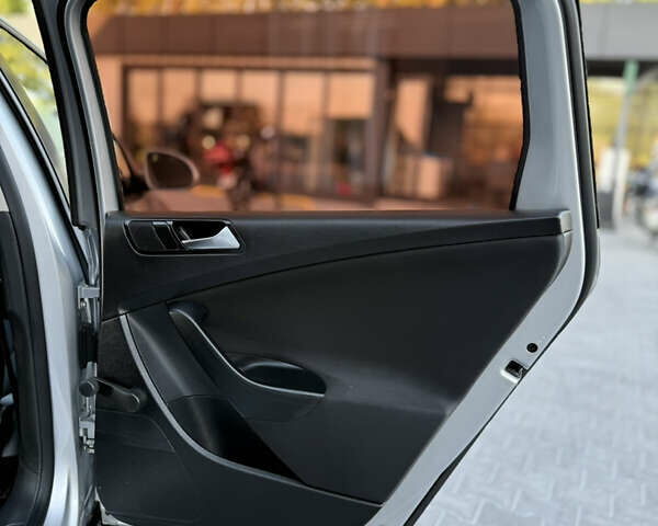 Серый Фольксваген Пассат, объемом двигателя 1.4 л и пробегом 211 тыс. км за 6750 $, фото 75 на Automoto.ua