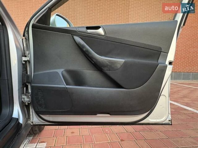 Фольксваген Пассат 2009 в Одессе на Automoto.ua Серый Фольксваген Пассат, объемом двигателя 2 л и пробегом 279 тыс. км за 6200 $, фото 38 на Automoto.ua