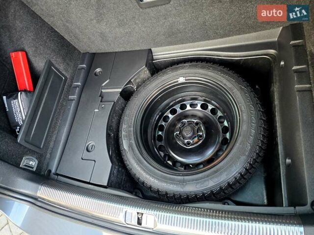 Сірий Фольксваген Пассат, об'ємом двигуна 1.8 л та пробігом 212 тис. км за 7500 $, фото 152 на Automoto.ua