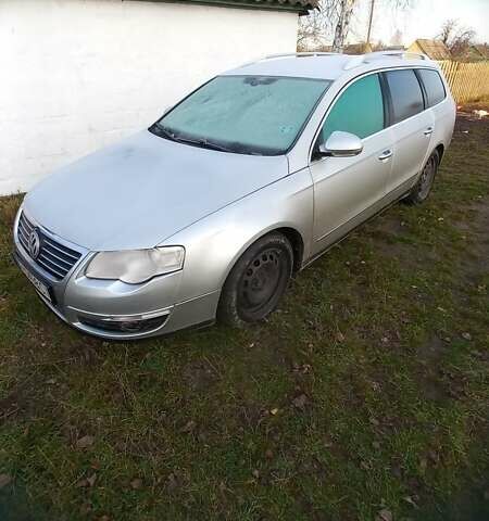 Серый Фольксваген Пассат, объемом двигателя 2 л и пробегом 360 тыс. км за 7200 $, фото 1 на Automoto.ua