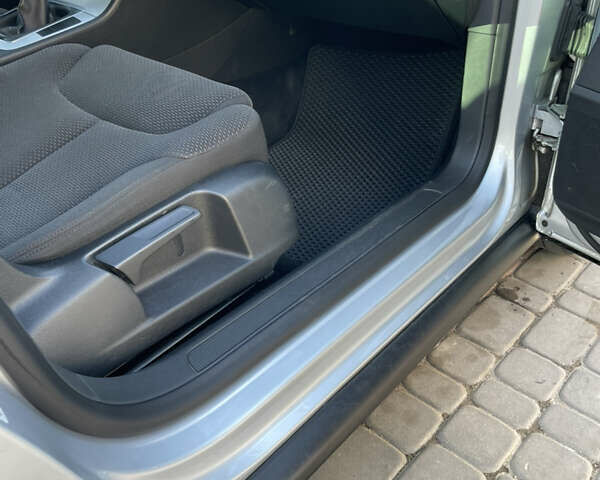 Сірий Фольксваген Пассат, об'ємом двигуна 1.97 л та пробігом 283 тис. км за 7000 $, фото 15 на Automoto.ua