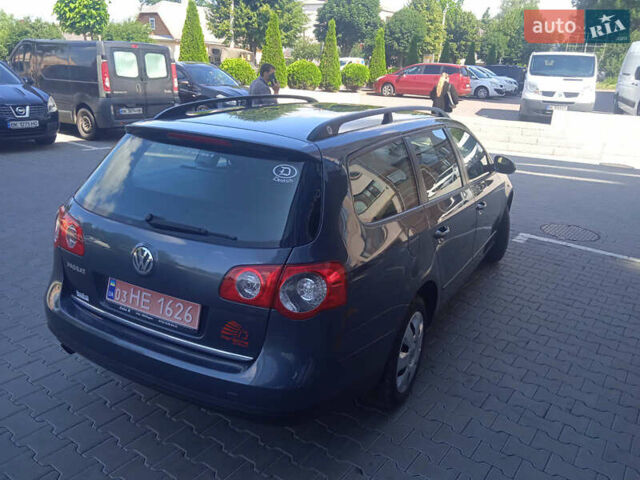 Сірий Фольксваген Пассат, об'ємом двигуна 1.6 л та пробігом 218 тис. км за 5399 $, фото 12 на Automoto.ua