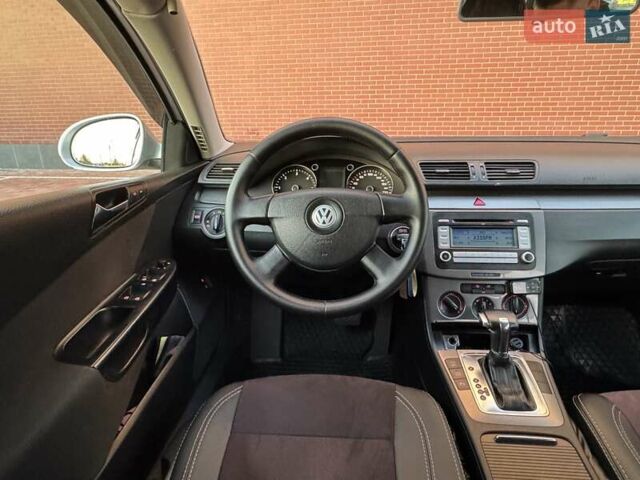 Фольксваген Пассат 2009 в Одессе на Automoto.ua Серый Фольксваген Пассат, объемом двигателя 2 л и пробегом 279 тыс. км за 6200 $, фото 49 на Automoto.ua