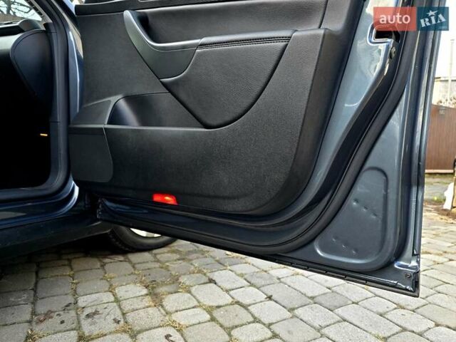 Сірий Фольксваген Пассат, об'ємом двигуна 1.8 л та пробігом 212 тис. км за 7500 $, фото 57 на Automoto.ua