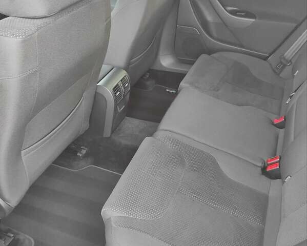 Серый Фольксваген Пассат, объемом двигателя 1.6 л и пробегом 262 тыс. км за 7000 $, фото 61 на Automoto.ua