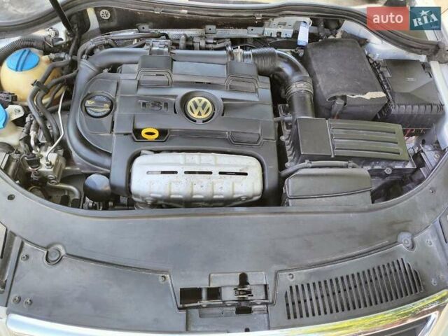 Сірий Фольксваген Пассат, об'ємом двигуна 1.4 л та пробігом 197 тис. км за 6800 $, фото 15 на Automoto.ua
