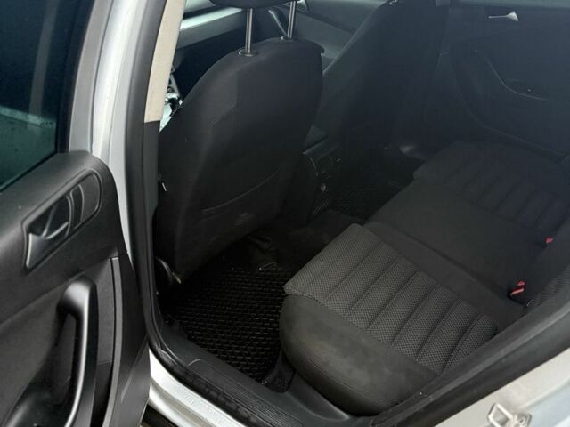 Серый Фольксваген Пассат, объемом двигателя 1.4 л и пробегом 318 тыс. км за 4400 $, фото 8 на Automoto.ua