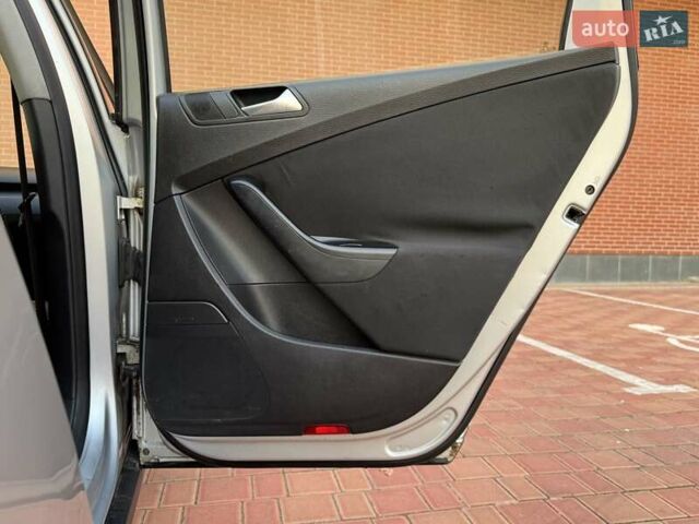 Фольксваген Пассат 2009 в Одессе на Automoto.ua Серый Фольксваген Пассат, объемом двигателя 2 л и пробегом 279 тыс. км за 6200 $, фото 42 на Automoto.ua