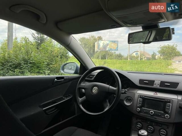 Серый Фольксваген Пассат, объемом двигателя 1.6 л и пробегом 172 тыс. км за 6200 $, фото 3 на Automoto.ua