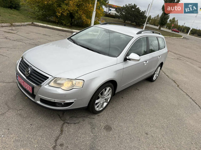 Серый Фольксваген Пассат, объемом двигателя 1.4 л и пробегом 225 тыс. км за 6850 $, фото 1 на Automoto.ua