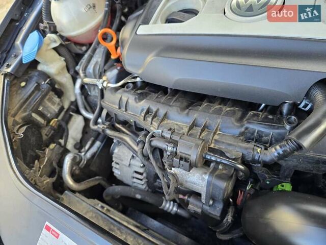 Сірий Фольксваген Пассат, об'ємом двигуна 1.8 л та пробігом 212 тис. км за 7500 $, фото 167 на Automoto.ua