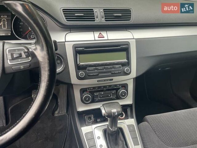 Серый Фольксваген Пассат, объемом двигателя 1.8 л и пробегом 271 тыс. км за 5800 $, фото 17 на Automoto.ua