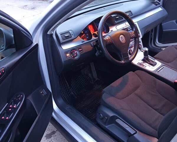 Серый Фольксваген Пассат, объемом двигателя 3.19 л и пробегом 309 тыс. км за 4700 $, фото 6 на Automoto.ua