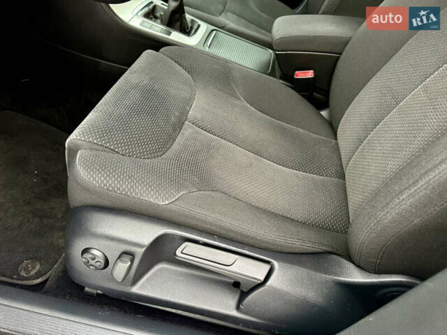 Серый Фольксваген Пассат, объемом двигателя 1.4 л и пробегом 192 тыс. км за 5999 $, фото 12 на Automoto.ua