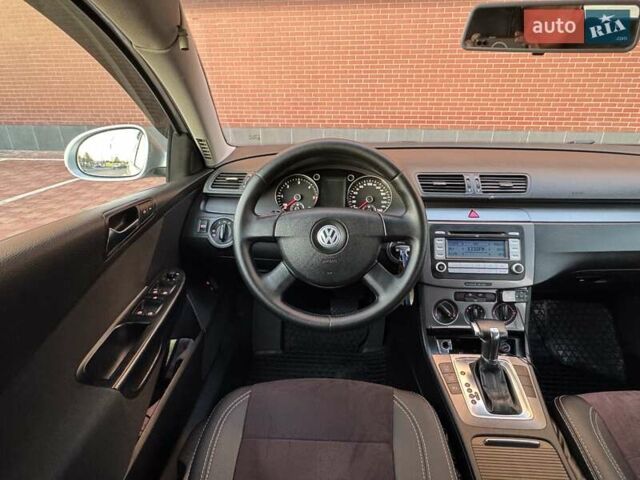 Фольксваген Пассат 2009 в Одессе на Automoto.ua Серый Фольксваген Пассат, объемом двигателя 2 л и пробегом 279 тыс. км за 6200 $, фото 47 на Automoto.ua