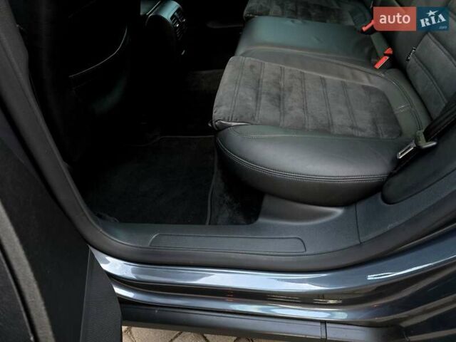 Сірий Фольксваген Пассат, об'ємом двигуна 1.8 л та пробігом 212 тис. км за 7500 $, фото 140 на Automoto.ua