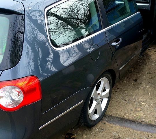 Серый Фольксваген Пассат, объемом двигателя 2 л и пробегом 250 тыс. км за 7000 $, фото 2 на Automoto.ua