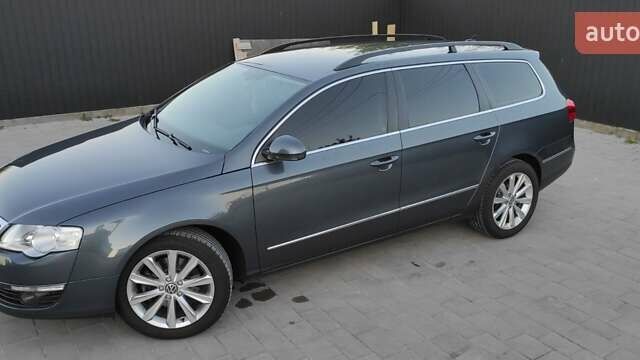 Серый Фольксваген Пассат, объемом двигателя 1.6 л и пробегом 262 тыс. км за 7000 $, фото 7 на Automoto.ua