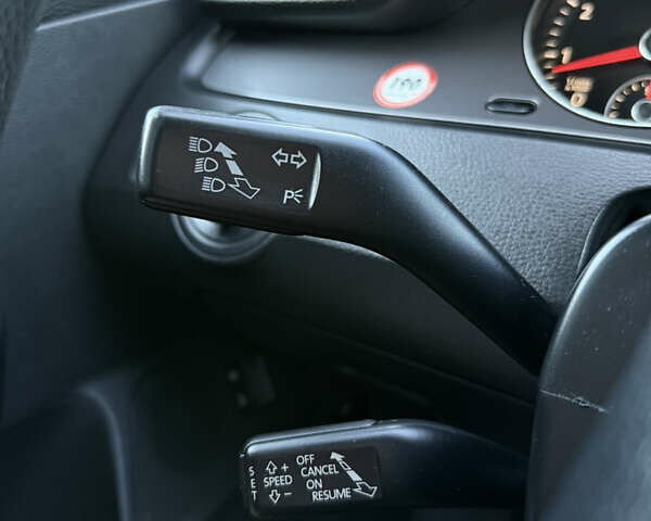 Сірий Фольксваген Пассат, об'ємом двигуна 1.4 л та пробігом 211 тис. км за 6750 $, фото 54 на Automoto.ua