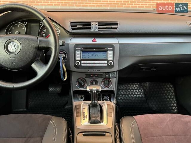 Фольксваген Пассат 2009 в Одессе на Automoto.ua Серый Фольксваген Пассат, объемом двигателя 2 л и пробегом 279 тыс. км за 6200 $, фото 45 на Automoto.ua