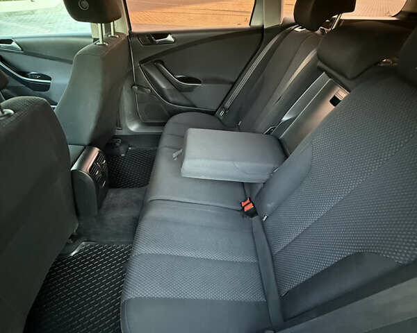 Серый Фольксваген Пассат, объемом двигателя 1.4 л и пробегом 211 тыс. км за 6750 $, фото 76 на Automoto.ua