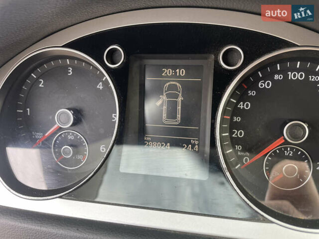 Сірий Фольксваген Пассат, об'ємом двигуна 1.97 л та пробігом 297 тис. км за 6600 $, фото 28 на Automoto.ua