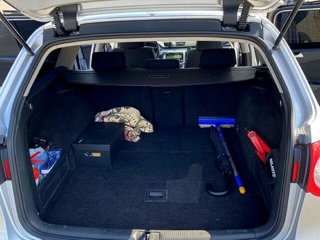 Серый Фольксваген Пассат, объемом двигателя 1.4 л и пробегом 289 тыс. км за 7500 $, фото 7 на Automoto.ua