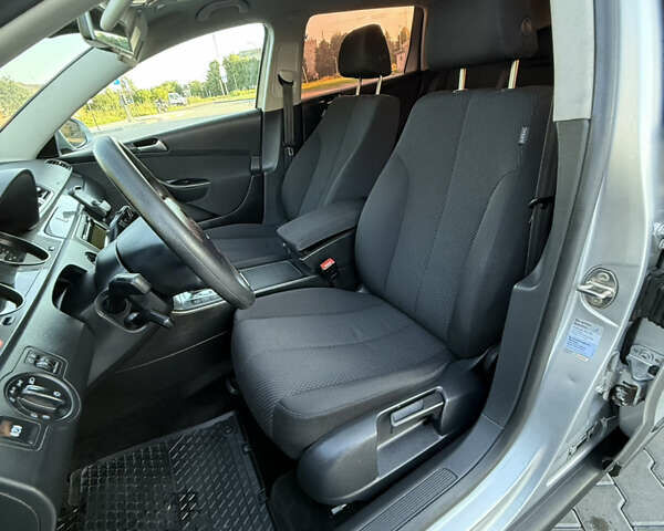 Серый Фольксваген Пассат, объемом двигателя 1.4 л и пробегом 211 тыс. км за 6750 $, фото 47 на Automoto.ua