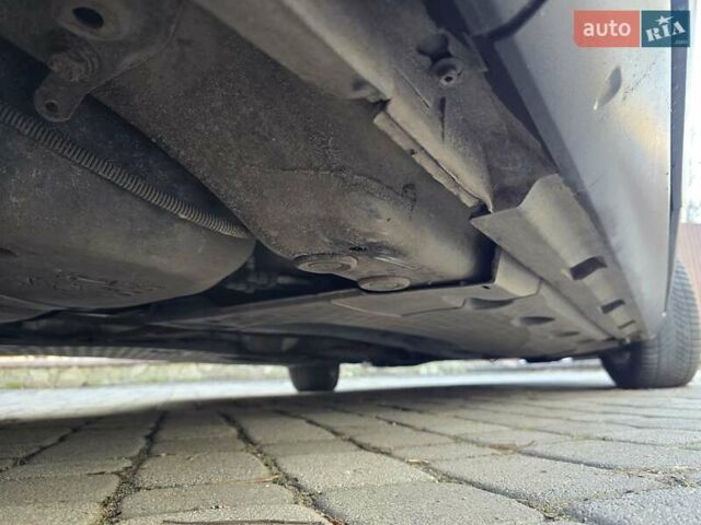 Сірий Фольксваген Пассат, об'ємом двигуна 1.8 л та пробігом 212 тис. км за 7500 $, фото 175 на Automoto.ua