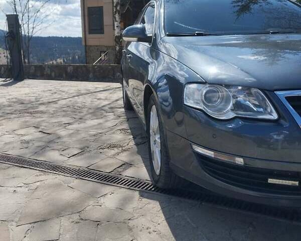 Сірий Фольксваген Пассат, об'ємом двигуна 1.6 л та пробігом 280 тис. км за 8400 $, фото 11 на Automoto.ua