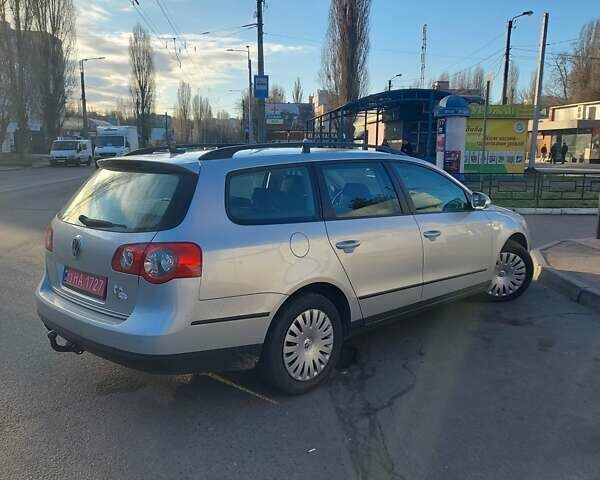 Серый Фольксваген Пассат, объемом двигателя 1.6 л и пробегом 213 тыс. км за 8650 $, фото 10 на Automoto.ua