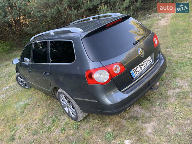 Серый Фольксваген Пассат, объемом двигателя 1.97 л и пробегом 380 тыс. км за 8600 $, фото 4 на Automoto.ua