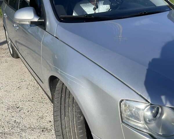 Сірий Фольксваген Пассат, об'ємом двигуна 1.97 л та пробігом 275 тис. км за 7100 $, фото 11 на Automoto.ua