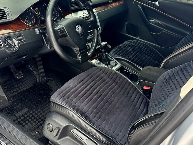 Сірий Фольксваген Пассат, об'ємом двигуна 1.8 л та пробігом 249 тис. км за 7200 $, фото 4 на Automoto.ua