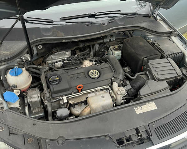 Серый Фольксваген Пассат, объемом двигателя 1.39 л и пробегом 252 тыс. км за 7000 $, фото 20 на Automoto.ua