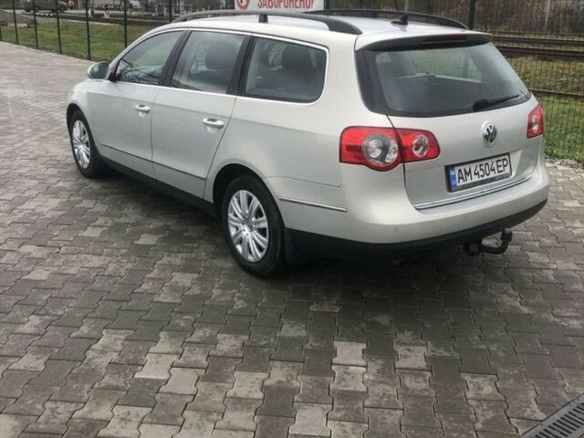 Серый Фольксваген Пассат, объемом двигателя 2 л и пробегом 285 тыс. км за 9000 $, фото 1 на Automoto.ua