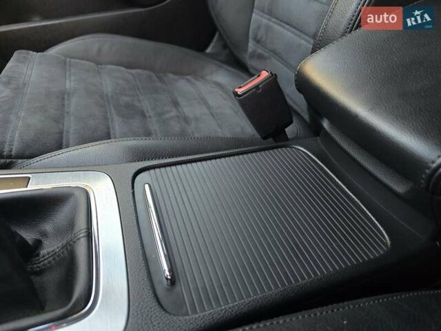 Сірий Фольксваген Пассат, об'ємом двигуна 1.8 л та пробігом 212 тис. км за 7500 $, фото 122 на Automoto.ua