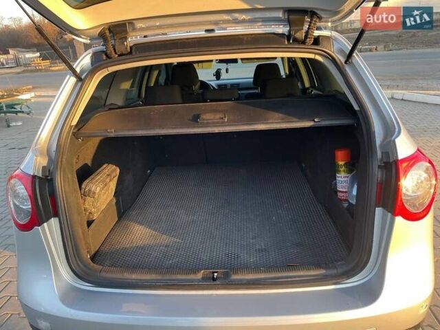 Серый Фольксваген Пассат, объемом двигателя 2 л и пробегом 230 тыс. км за 6500 $, фото 6 на Automoto.ua