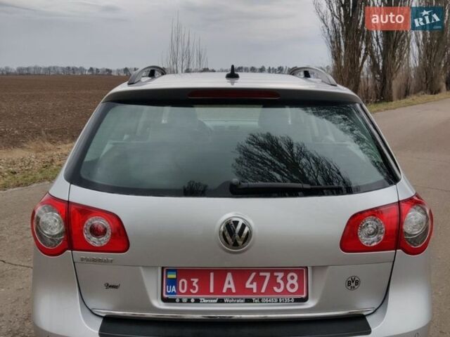 Серый Фольксваген Пассат, объемом двигателя 1.6 л и пробегом 181 тыс. км за 7400 $, фото 5 на Automoto.ua