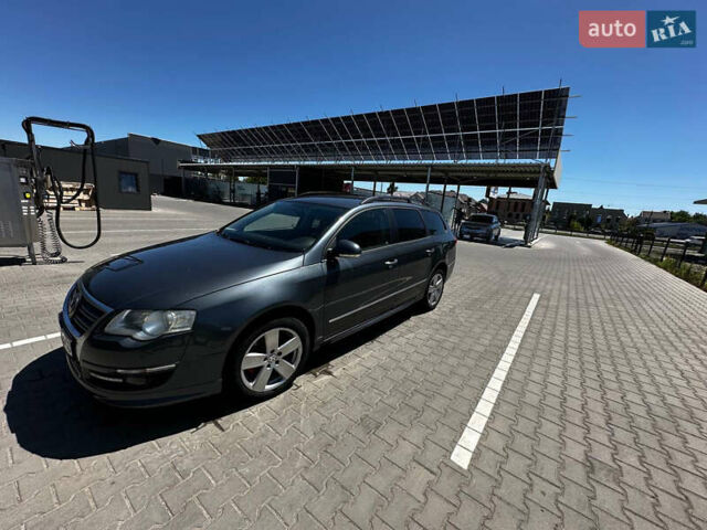 Серый Фольксваген Пассат, объемом двигателя 1.97 л и пробегом 234 тыс. км за 7950 $, фото 2 на Automoto.ua