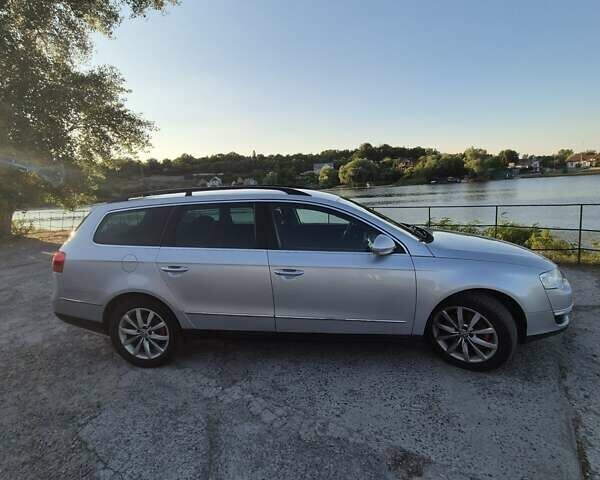 Сірий Фольксваген Пассат, об'ємом двигуна 1.8 л та пробігом 265 тис. км за 6500 $, фото 2 на Automoto.ua