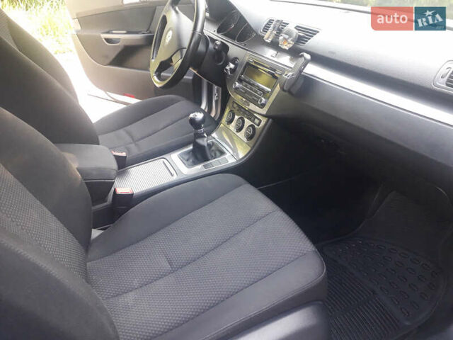 Сірий Фольксваген Пассат, об'ємом двигуна 1.4 л та пробігом 187 тис. км за 6100 $, фото 4 на Automoto.ua