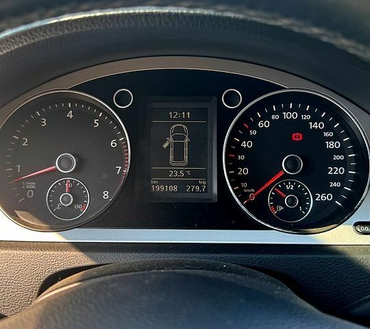 Сірий Фольксваген Пассат, об'ємом двигуна 1.4 л та пробігом 195 тис. км за 6200 $, фото 4 на Automoto.ua