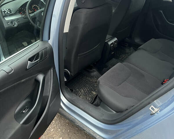 Серый Фольксваген Пассат, объемом двигателя 1.39 л и пробегом 252 тыс. км за 7000 $, фото 14 на Automoto.ua