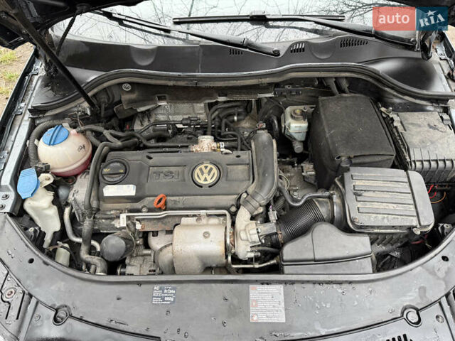 Серый Фольксваген Пассат, объемом двигателя 1.39 л и пробегом 289 тыс. км за 7900 $, фото 9 на Automoto.ua