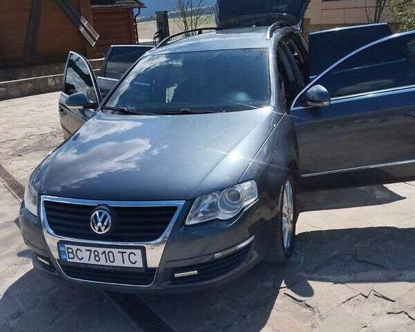Сірий Фольксваген Пассат, об'ємом двигуна 1.6 л та пробігом 280 тис. км за 8400 $, фото 31 на Automoto.ua