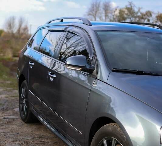 Серый Фольксваген Пассат, объемом двигателя 1.6 л и пробегом 214 тыс. км за 8200 $, фото 11 на Automoto.ua